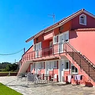 Paradise Hotel 3*