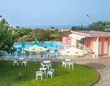 Hotel Paradise 3*