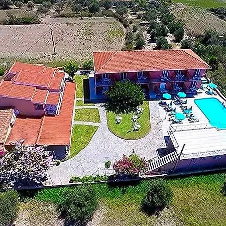 Paradise Hotel 3*