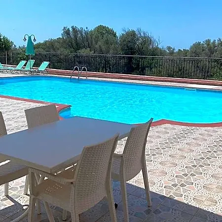 Paradise Hotel