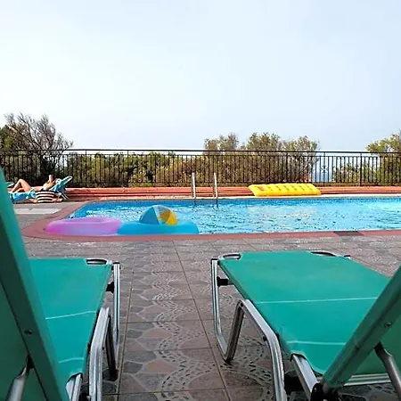 Paradise Hotel Valsamata